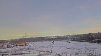 Weather camera view of Orchard Hill.