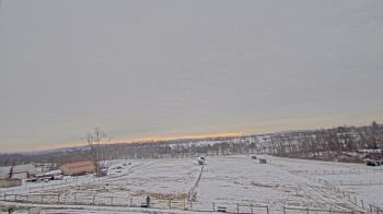 Weather camera view of Orchard Hill.