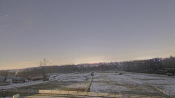 Weather camera view of Orchard Hill.