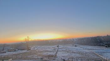 Weather camera view of Orchard Hill.