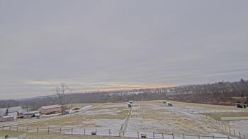 Weather camera view of Orchard Hill.