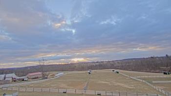 Weather camera view of Orchard Hill.