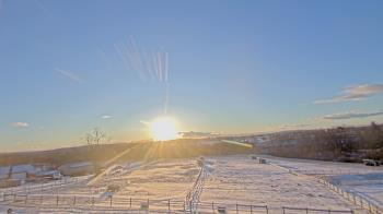 Weather camera view of Orchard Hill.