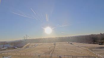 Weather camera view of Orchard Hill.