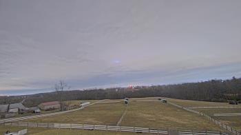 Weather camera view of Orchard Hill.