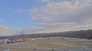 Weather camera view of Orchard Hill.