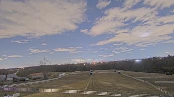 Weather camera view of Orchard Hill.