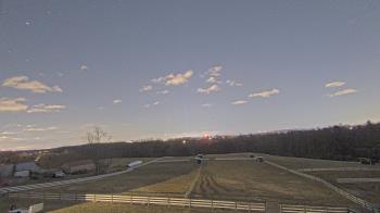 Weather camera view of Orchard Hill.