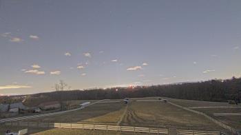 Weather camera view of Orchard Hill.