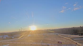 Weather camera view of Orchard Hill.