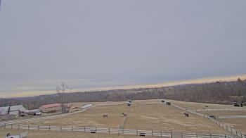 Weather camera view of Orchard Hill.