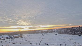 Weather camera view of Orchard Hill.