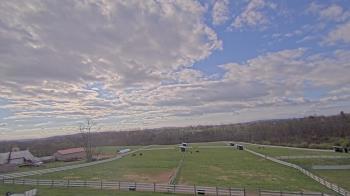 Weather camera view of Orchard Hill.