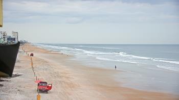 Weather camera view of Cardinal Ormond Lifeguard Station 2.