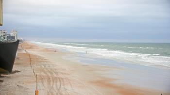 Weather camera view of Cardinal Ormond Lifeguard Station 2.