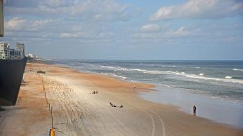 Weather camera view of Cardinal Ormond Lifeguard Station 2.