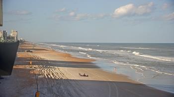 Weather camera view of Cardinal Ormond Lifeguard Station 2.