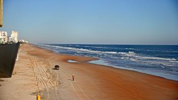 Weather camera view of Cardinal Ormond Lifeguard Station 2.