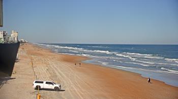 Weather camera view of Cardinal Ormond Lifeguard Station 2.