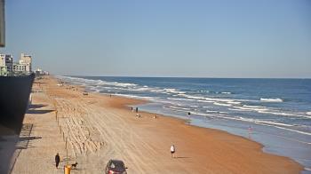 Weather camera view of Cardinal Ormond Lifeguard Station 2.