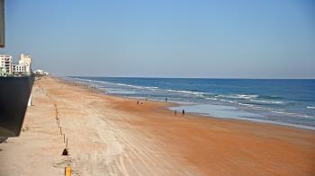 Weather camera view of Cardinal Ormond Lifeguard Station 2.