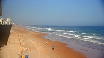 Weather camera view of Cardinal Ormond Lifeguard Station 2.