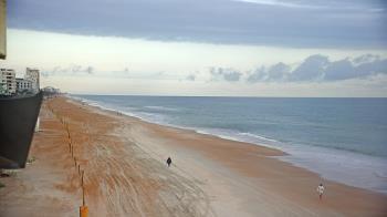 Weather camera view of Cardinal Ormond Lifeguard Station 2.