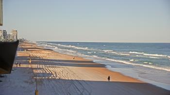 Weather camera view of Cardinal Ormond Lifeguard Station 2.