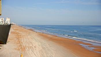Weather camera view of Cardinal Ormond Lifeguard Station 2.
