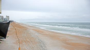 Weather camera view of Cardinal Ormond Lifeguard Station 2.
