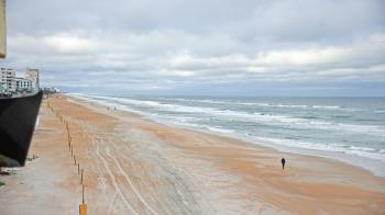 Weather camera view of Cardinal Ormond Lifeguard Station 2.