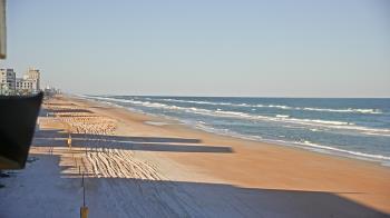 Weather camera view of Cardinal Ormond Lifeguard Station 2.
