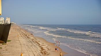 Weather camera view of Cardinal Ormond Lifeguard Station 2.