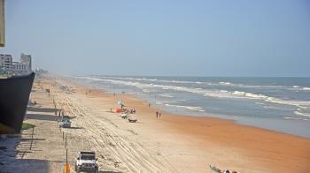 Weather camera view of Cardinal Ormond Lifeguard Station 2.