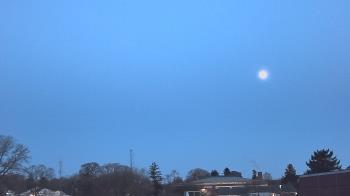 Weather camera view of Old Saybrook MS.