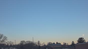 Weather camera view of Old Saybrook MS.