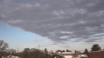 Weather camera view of Old Saybrook MS.