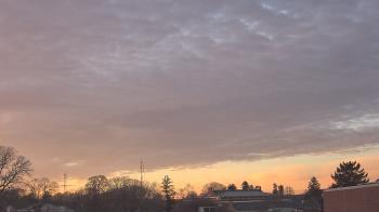 Weather camera view of Old Saybrook MS.