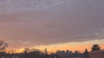 Weather camera view of Old Saybrook MS.