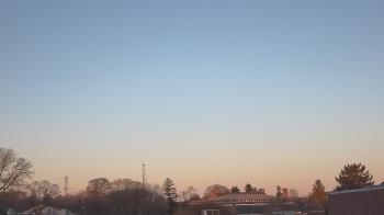 Weather camera view of Old Saybrook MS.