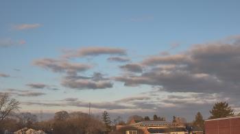 Weather camera view of Old Saybrook MS.