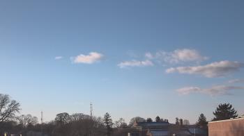 Weather camera view of Old Saybrook MS.