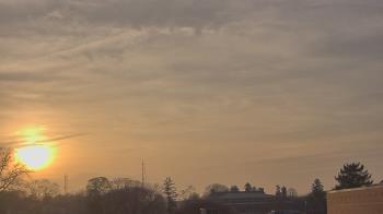 Weather camera view of Old Saybrook MS.