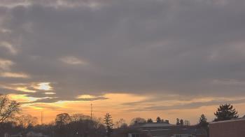 Weather camera view of Old Saybrook MS.