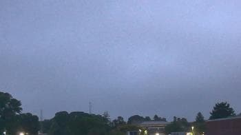 Weather camera view of Old Saybrook MS.