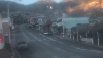 Weather camera view of Overland Hotel.