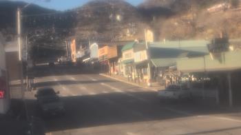 Weather camera view of Overland Hotel.