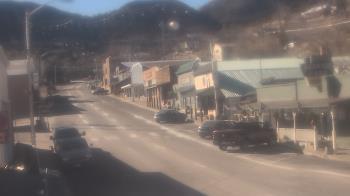 Weather camera view of Overland Hotel.