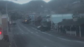 Weather camera view of Overland Hotel.