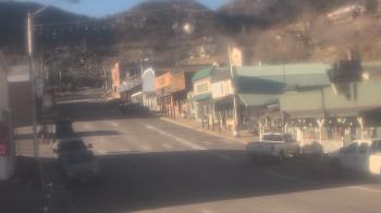 Weather camera view of Overland Hotel.